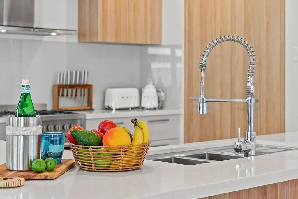 Burleigh Getaway Villa Gold Coast