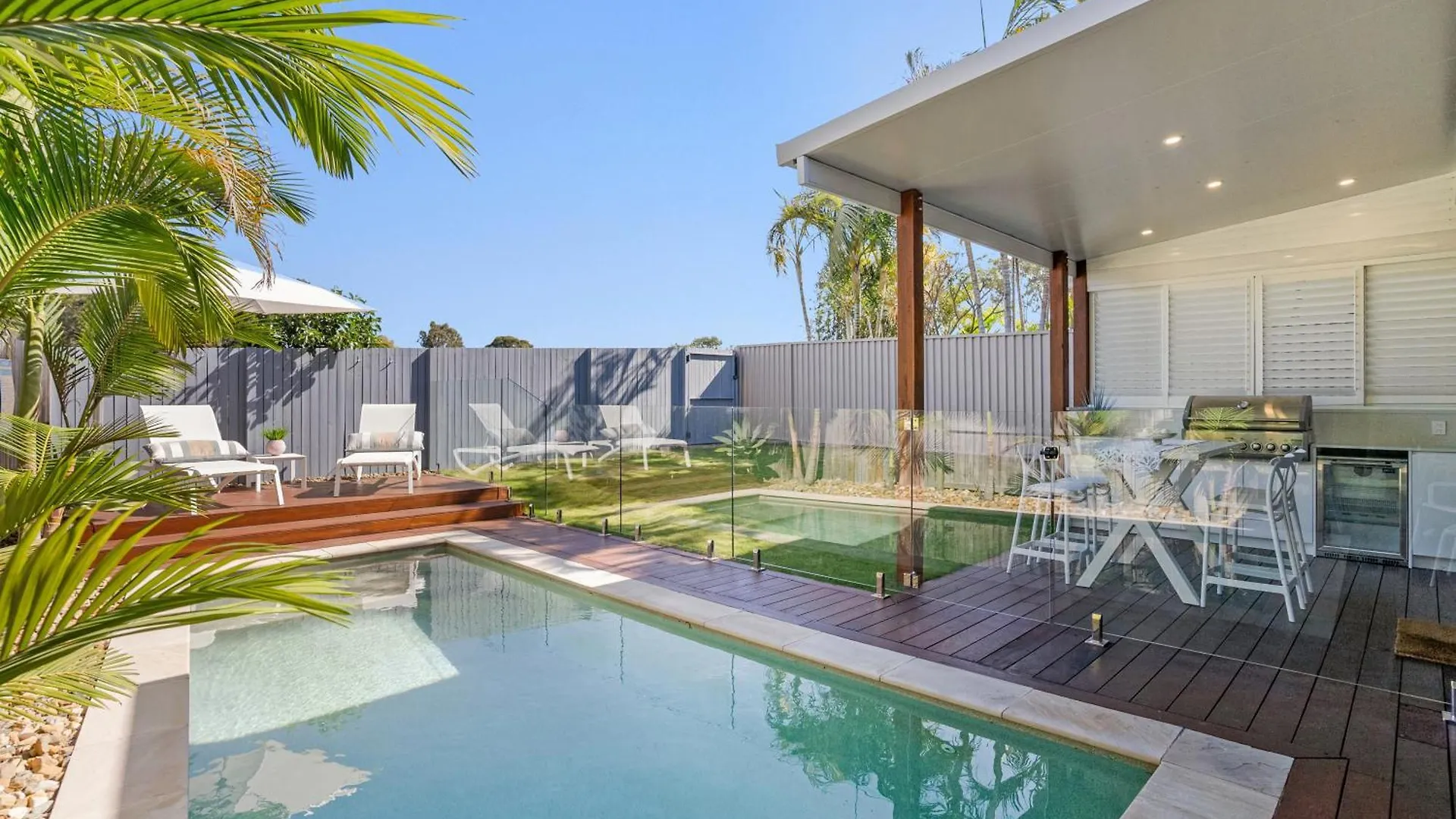Burleigh Getaway location